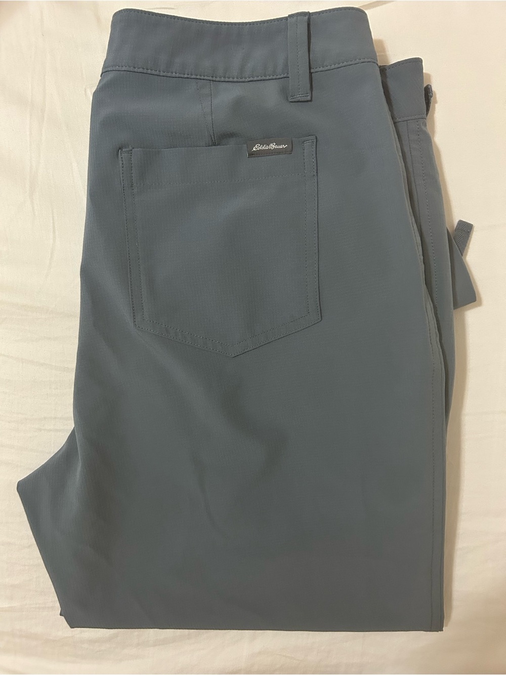 Eddie Bauer Ripstop Hiking Capri Pants Slate Gray Ruched Trail Tech Size 10 - Picture 10 of 10